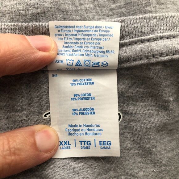 Disney Winnie the Pooh Red Balloon Vintage Look Graphic Tshirt Size XXL Gray - Picture 5 of 6